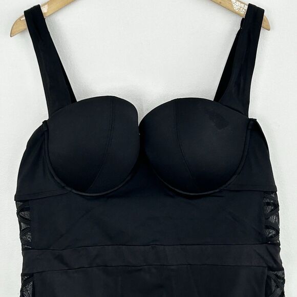 Torrid Swimsuit Size 3x Lattice Mesh Side Underwire Bra 1-Piece Black Swim Suit - Picture 3 of 9